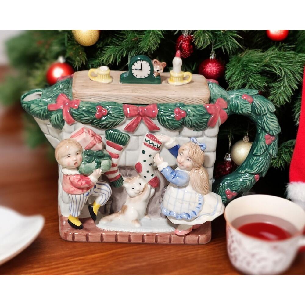 Fitz and Floyd Christmas Fireplace Teapot with Lid  Vintage EUC Handpainted